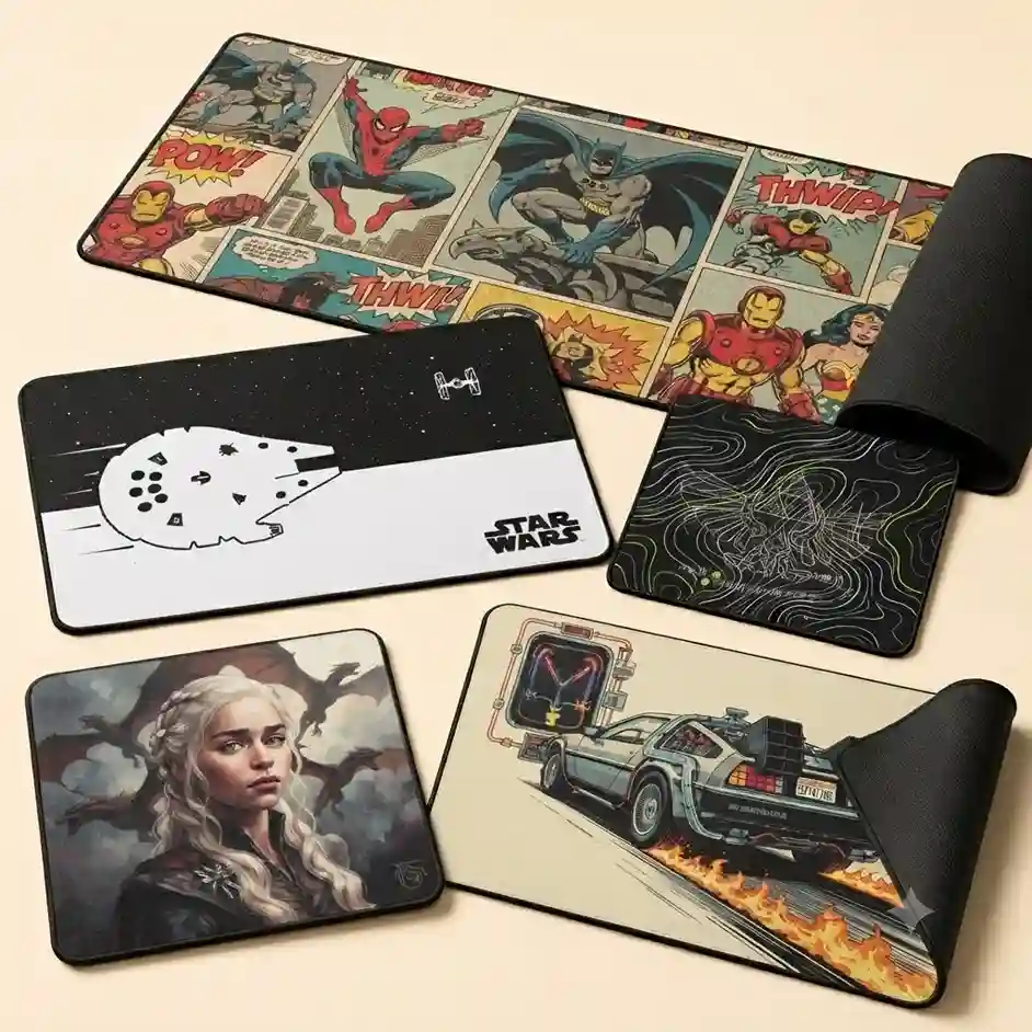 Diseños de PixelPack aplicados en mousepads